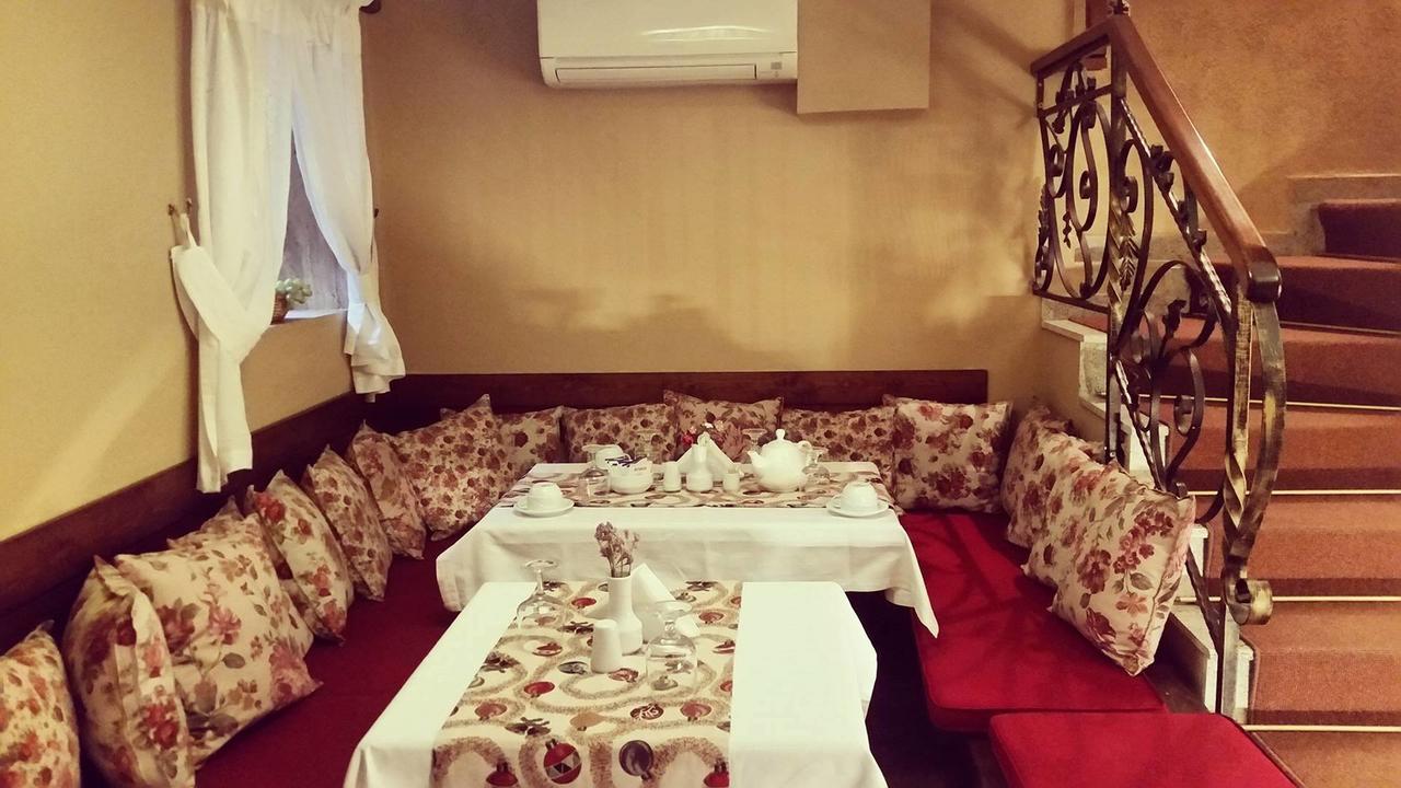 Hotel Vila 60 Тирана Экстерьер фото